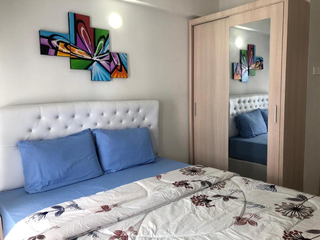 Apartment Grand Sentraland Karawang Manage By Laguna Room Esterno foto