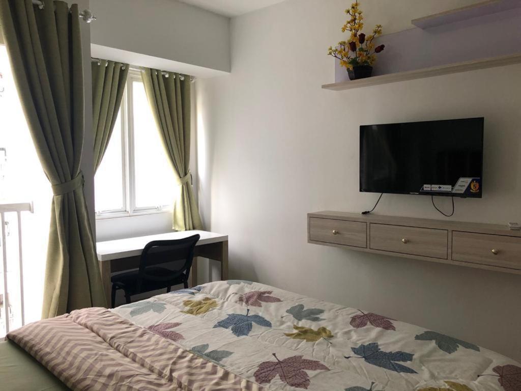 Apartment Grand Sentraland Karawang Manage By Laguna Room Esterno foto