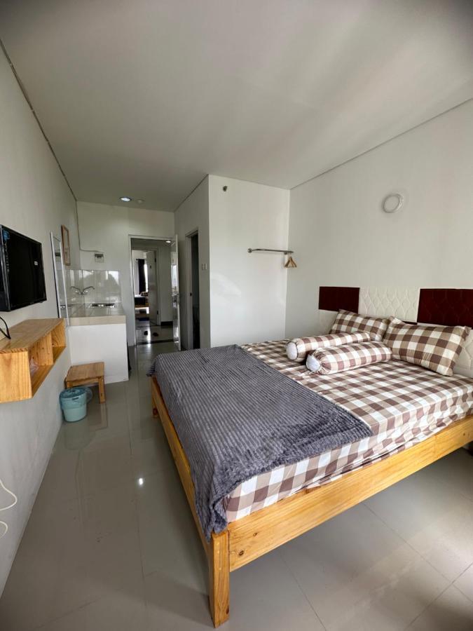 Apartment Grand Sentraland Karawang Manage By Laguna Room Esterno foto