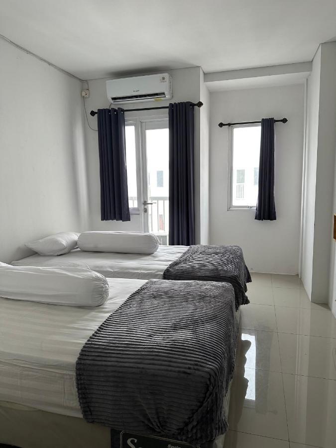Apartment Grand Sentraland Karawang Manage By Laguna Room Esterno foto