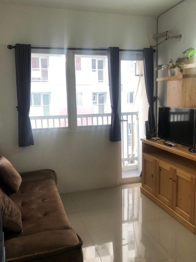Apartment Grand Sentraland Karawang Manage By Laguna Room Esterno foto