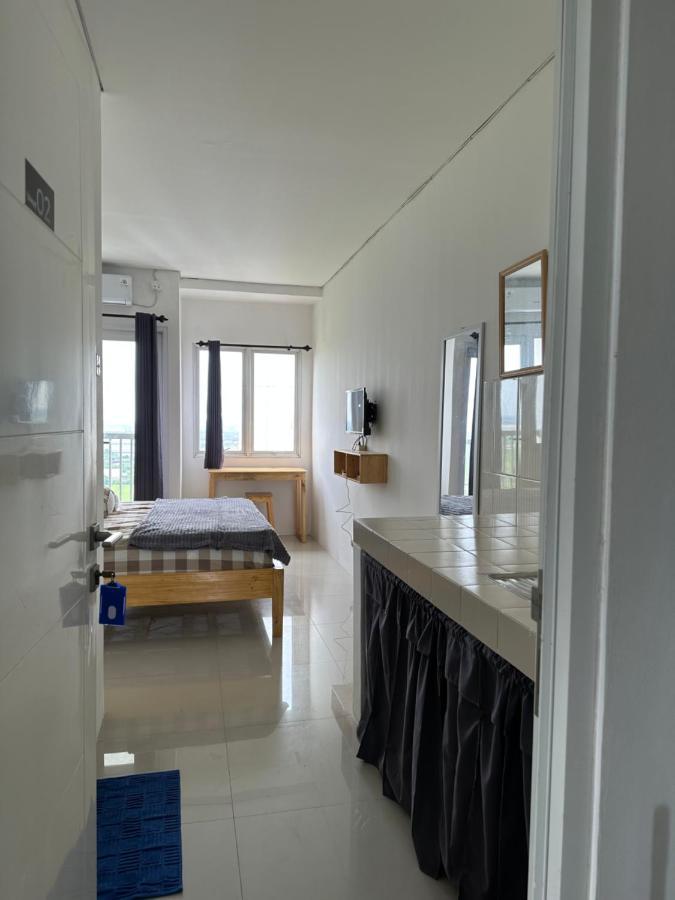 Apartment Grand Sentraland Karawang Manage By Laguna Room Esterno foto
